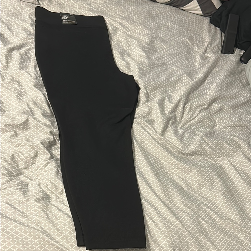 Studio Luxe Ponte Pull-On Pocket Pixie Pants